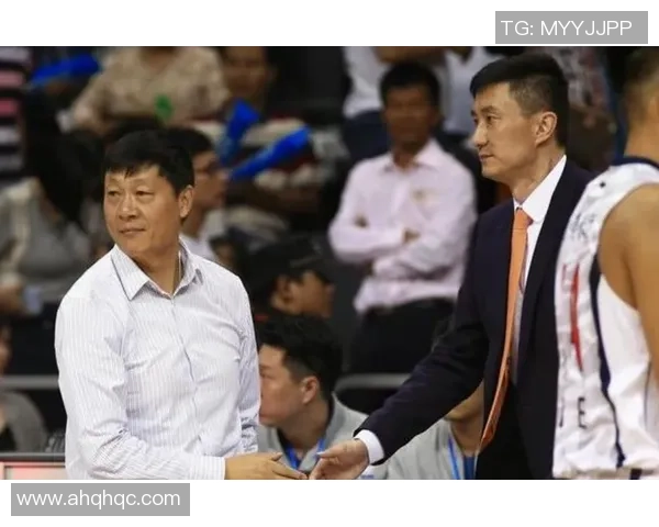 广州排球队节奏引发热议球迷与教练的观点碰撞与反思